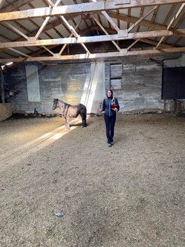 Stefanie Scheidgen og Fenrir, glæsilegasta folald sýningarinnar. Stefanie Scheidgen og Fenrir, glæsilegasta folald sýningarinnar.