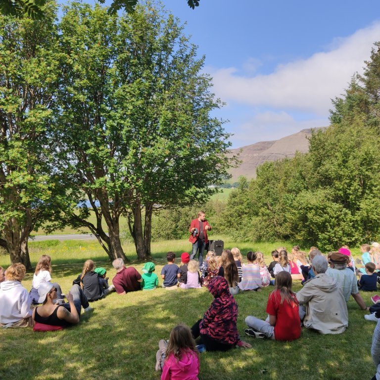 felagsgardur-katt-i-kjos-2021-1