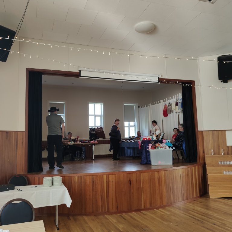 felagsgardur-katt-i-kjos-2021-38