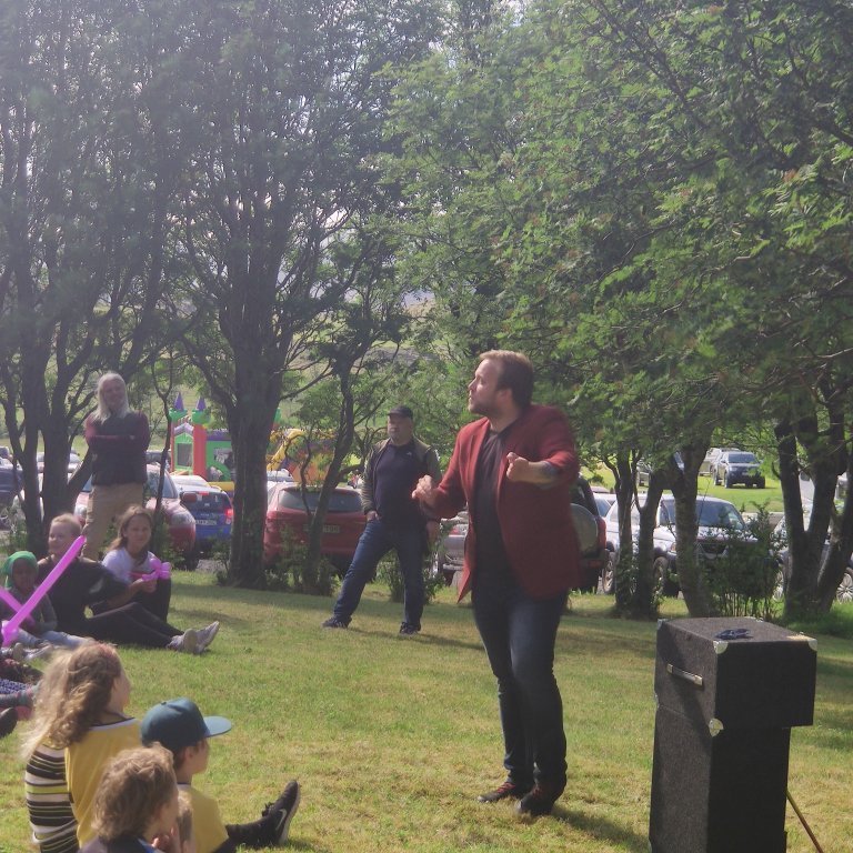 felagsgardur-katt-i-kjos-2021-4