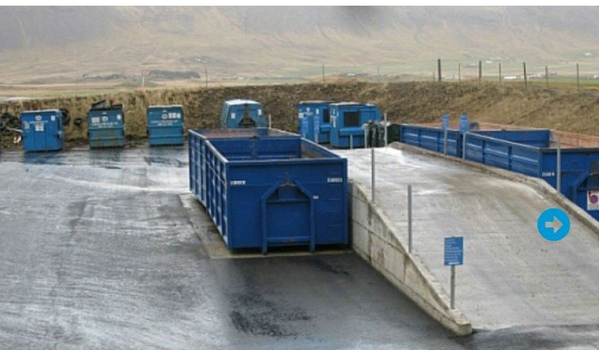 Gáma- og endurvinnsluplan Kjósarhrepps er staðsett við Hurðarbaksholt við Meðalfellsveg (461)