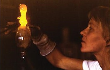 Glerblástur nemur land, saga glers í Bergvík!